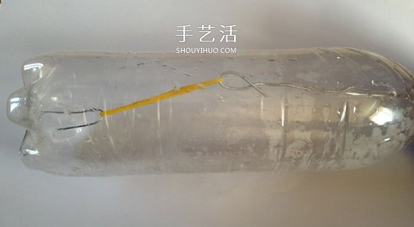 用塑料瓶做潜水艇玩具的方法(图15) 用塑料瓶做潜水艇玩具的方法(图15)