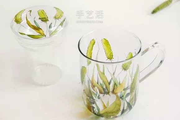 她们把家里的杯碟画成画 将每一天都过成诗!(图12) 她们把家里的杯碟画成画 将每一天都过成诗!(图12)