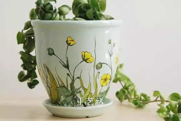 她们把家里的杯碟画成画 将每一天都过成诗!(图17) 她们把家里的杯碟画成画 将每一天都过成诗!(图17)