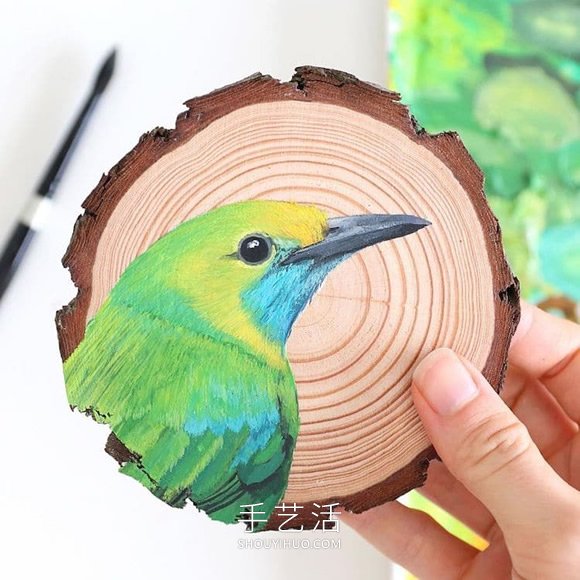 艺术家花了100天的时间在木片上绘画100种鸟类(图6) 艺术家花了100天的时间在木片上绘画100种鸟类(图6)