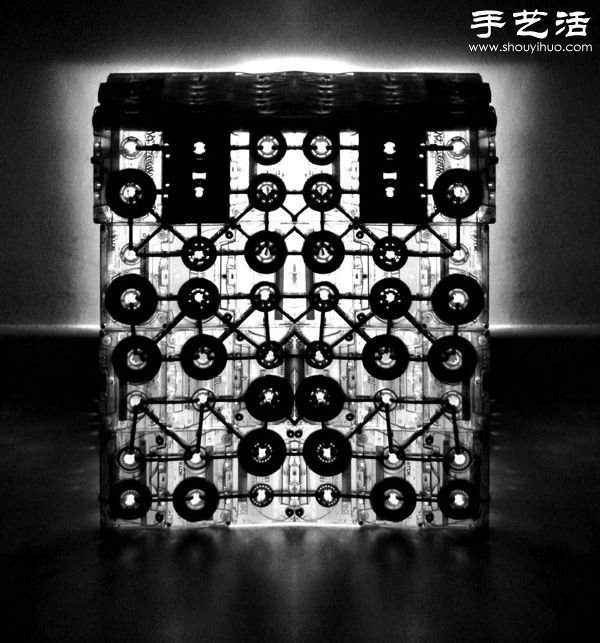 磁带创意手工DIY 制作独一无二怀旧灯具(图5) 磁带创意手工DIY 制作独一无二怀旧灯具(图5)