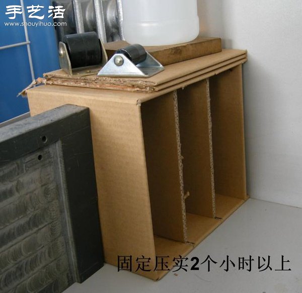 硬纸板废物利用DIY精致收纳柜(图12) 硬纸板废物利用DIY精致收纳柜(图12)