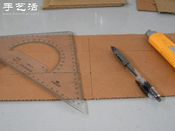 硬纸板废物利用DIY精致收纳柜(图21) 硬纸板废物利用DIY精致收纳柜(图21)