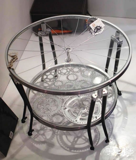 废弃自行车变废为宝手工DIY家居用品(图3) 废弃自行车变废为宝手工DIY家居用品(图3)