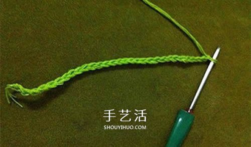 小巧可爱带挂环 正方形杯垫的钩针编织图解(图2) 小巧可爱带挂环 正方形杯垫的钩针编织图解(图2)
