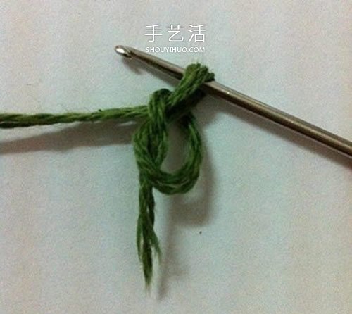 毛线编织莲花胸针的方法 钩针荷花胸花的编法(图2) 毛线编织莲花胸针的方法 钩针荷花胸花的编法(图2)