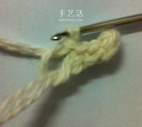 毛线编织莲花胸针的方法 钩针荷花胸花的编法(图6) 毛线编织莲花胸针的方法 钩针荷花胸花的编法(图6)