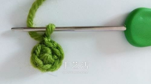 超可爱毛线小花的钩法 钩针编织六瓣花图解(图2) 超可爱毛线小花的钩法 钩针编织六瓣花图解(图2)