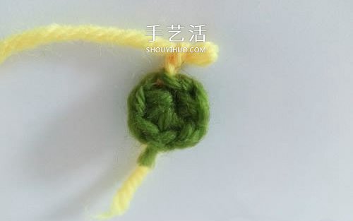 超可爱毛线小花的钩法 钩针编织六瓣花图解(图3) 超可爱毛线小花的钩法 钩针编织六瓣花图解(图3)
