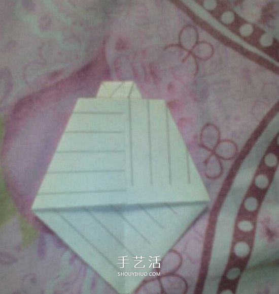 儿童手工折纸领带折法 简单小领带折叠方法(图8) 儿童手工折纸领带折法 简单小领带折叠方法(图8)