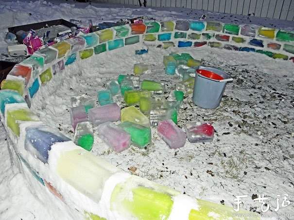 牛奶盒别丢掉 DIY超赞彩虹冰屋(图5) 牛奶盒别丢掉 DIY超赞彩虹冰屋(图5)