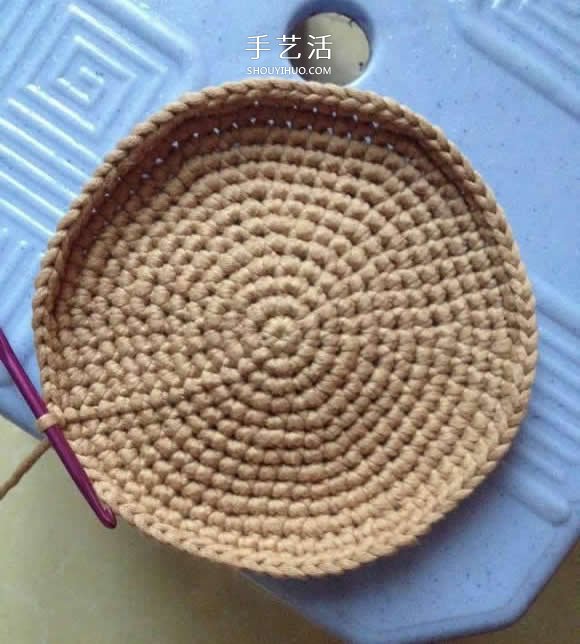 毛线收纳篮怎么编织 钩针编织圆形收纳筐图解(图3) 毛线收纳篮怎么编织 钩针编织圆形收纳筐图解(图3)