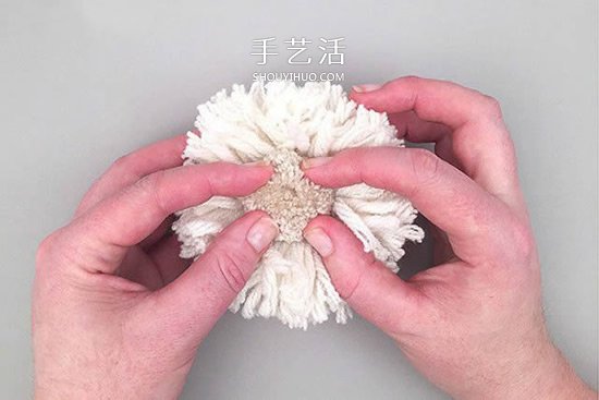 毛线球创意DIY 手工做一只超萌带披风的狗狗(图6)