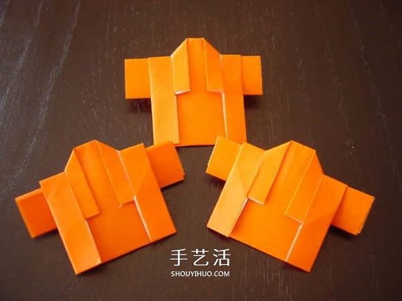 日本和服餐巾折叠图解 怎么叠衣服餐巾的教程(图3) 日本和服餐巾折叠图解 怎么叠衣服餐巾的教程(图3)