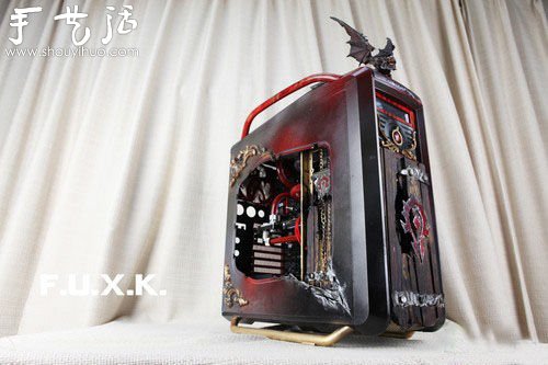 魔兽玩家DIY酷炫WOW主题机箱(图5) 魔兽玩家DIY酷炫WOW主题机箱(图5)
