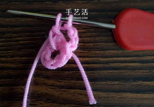 精美花样图案钩织方法 换线多色花样钩法(图5) 精美花样图案钩织方法 换线多色花样钩法(图5)