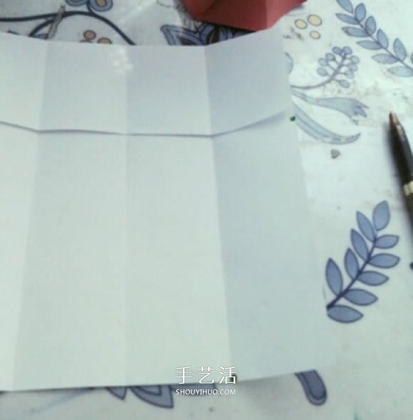 简单高脚杯的折法图解 折纸红酒杯的方法教程(图5) 简单高脚杯的折法图解 折纸红酒杯的方法教程(图5)