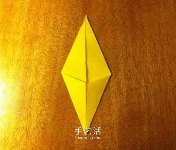 幼儿枫叶的折纸方法 简单折叠枫叶图解教程(图6) 幼儿枫叶的折纸方法 简单折叠枫叶图解教程(图6)