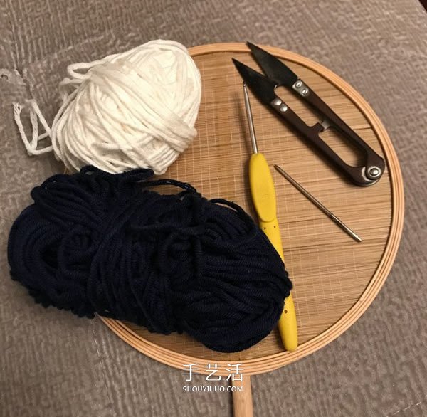 钩织花朵杯垫的图解 手工正方形毛线杯垫钩法(图1) 钩织花朵杯垫的图解 手工正方形毛线杯垫钩法(图1)
