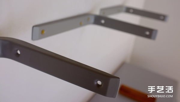 裂开的木板别丢掉 利用树脂改造成时尚家具(图6) 裂开的木板别丢掉 利用树脂改造成时尚家具(图6)