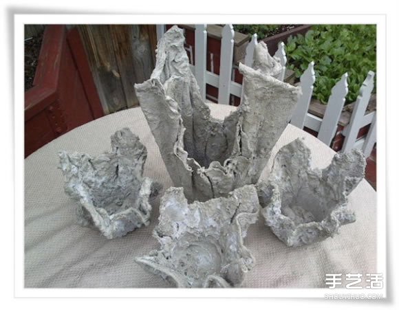 旧毛巾废物利用做花盆 水泥毛巾花盆手工制作(图15) 旧毛巾废物利用做花盆 水泥毛巾花盆手工制作(图15)