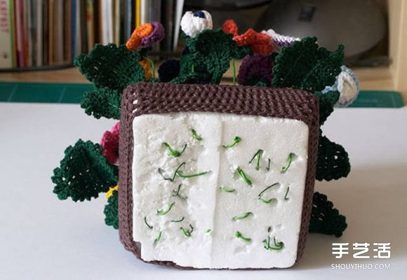 手工针织逼真的三色堇花盆栽花篮图解教程(图8) 手工针织逼真的三色堇花盆栽花篮图解教程(图8)