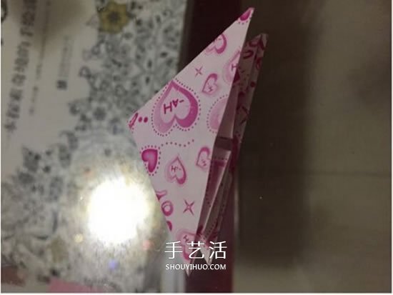 纸陀螺怎么折叠图解 会转的折纸陀螺折法(图2) 纸陀螺怎么折叠图解 会转的折纸陀螺折法(图2)