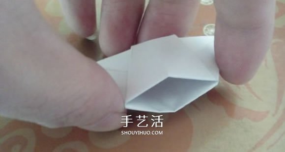 最简单元宝的叠法图解 怎么折纸元宝的方法(图12) 最简单元宝的叠法图解 怎么折纸元宝的方法(图12)