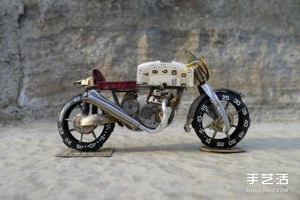 旧手表改造摩托车模型的手工作品图片(图2) 旧手表改造摩托车模型的手工作品图片(图2)