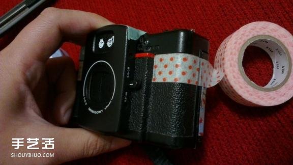 旧相机改造翻新DIY 胶带纸改造相机的方法(图14) 旧相机改造翻新DIY 胶带纸改造相机的方法(图14)