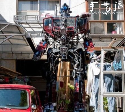 电子生活垃圾DIY的擎天柱机器人 - 诺云双维造物网
