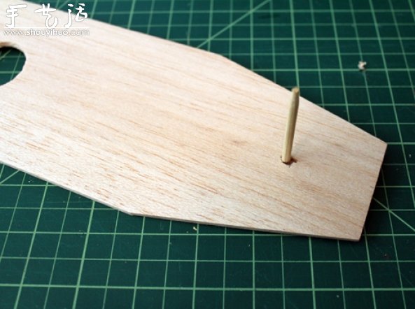 创意衣架灯手工DIY(图7) 创意衣架灯手工DIY(图7)