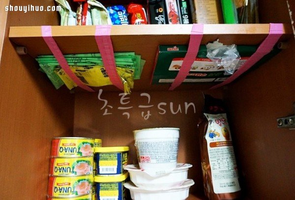 破洞塑胶手套改造 DIY制作10种生活小道具(图5) 破洞塑胶手套改造 DIY制作10种生活小道具(图5)