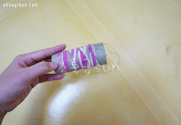 破洞塑胶手套改造 DIY制作10种生活小道具(图12) 破洞塑胶手套改造 DIY制作10种生活小道具(图12)