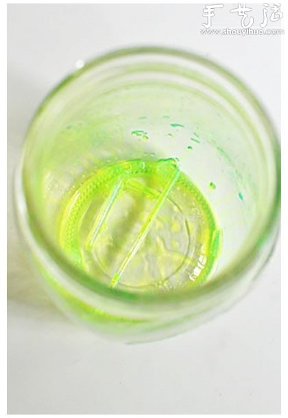 荧光棒手工DIY梦幻夜光罐的教程(图3) 荧光棒手工DIY梦幻夜光罐的教程(图3)