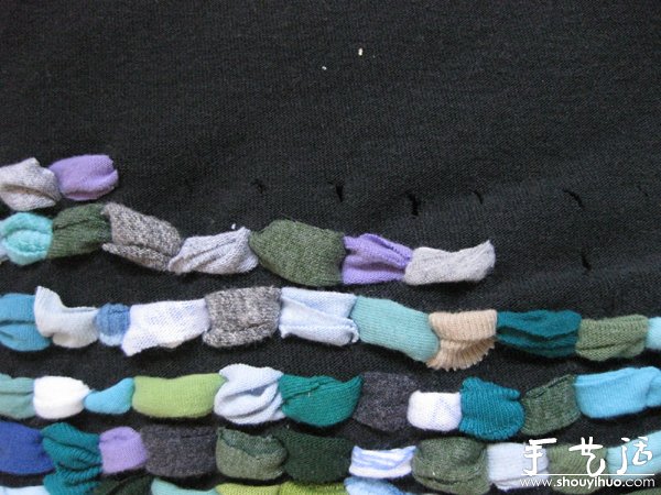 旧衣服动手DIY制作脚垫(图7) 旧衣服动手DIY制作脚垫(图7)