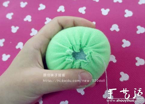 旧棉袜子手工DIY漂亮花朵(图4) 旧棉袜子手工DIY漂亮花朵(图4)
