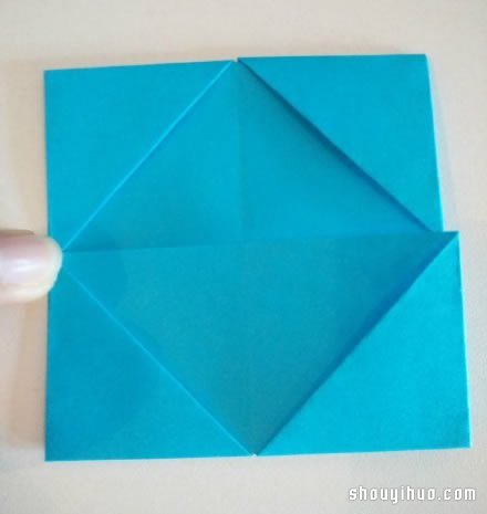 六孔笔筒的折法 折纸制作多彩笔筒图解教程(图7) 六孔笔筒的折法 折纸制作多彩笔筒图解教程(图7)