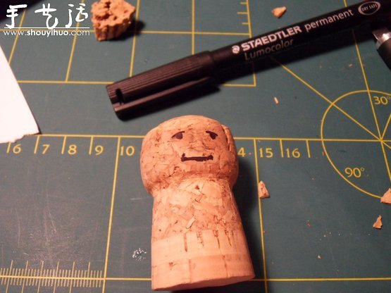 软木塞DIY制作灰袍甘道夫(图3) 软木塞DIY制作灰袍甘道夫(图3)