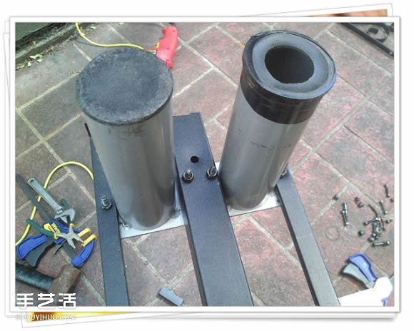 铁架子废物利用 DIY手工制作搁置花盆的架子(图4) 铁架子废物利用 DIY手工制作搁置花盆的架子(图4)