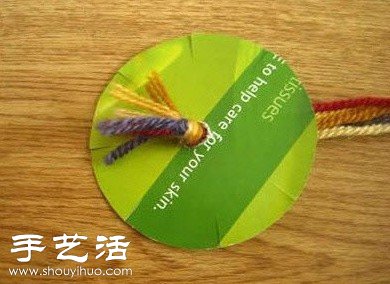 用纸板编织手链的方法(图2) 用纸板编织手链的方法(图2)