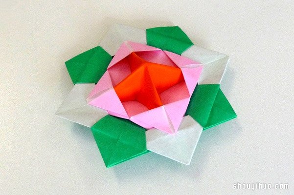 纸陀螺的制作方法 纸陀螺的折法图解教程(图2) 纸陀螺的制作方法 纸陀螺的折法图解教程(图2)