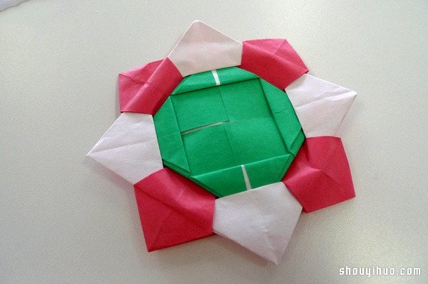 纸陀螺的制作方法 纸陀螺的折法图解教程(图20) 纸陀螺的制作方法 纸陀螺的折法图解教程(图20)