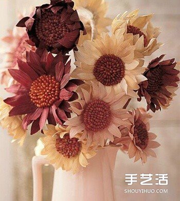 玉米叶制作花朵的方法 玉米叶DIY仿真花教程(图8) 玉米叶制作花朵的方法 玉米叶DIY仿真花教程(图8)