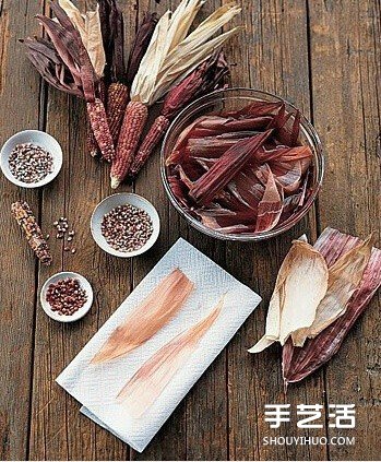 玉米叶制作花朵的方法 玉米叶DIY仿真花教程(图4) 玉米叶制作花朵的方法 玉米叶DIY仿真花教程(图4)