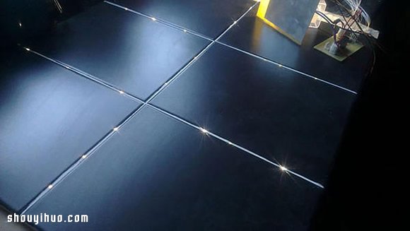 光纤创意DIY:把地板变成星光点点的夜空(图2) 光纤创意DIY:把地板变成星光点点的夜空(图2)