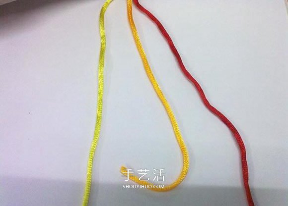 心形同心结怎么编图解 情人节爱心的编织方法(图2) 心形同心结怎么编图解 情人节爱心的编织方法(图2)
