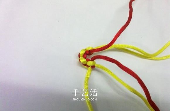 心形同心结怎么编图解 情人节爱心的编织方法(图5) 心形同心结怎么编图解 情人节爱心的编织方法(图5)