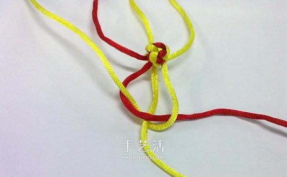心形同心结怎么编图解 情人节爱心的编织方法(图8) 心形同心结怎么编图解 情人节爱心的编织方法(图8)