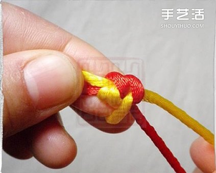 金刚结手链编法图解 金刚结编手链的步骤简单(图7) 金刚结手链编法图解 金刚结编手链的步骤简单(图7)